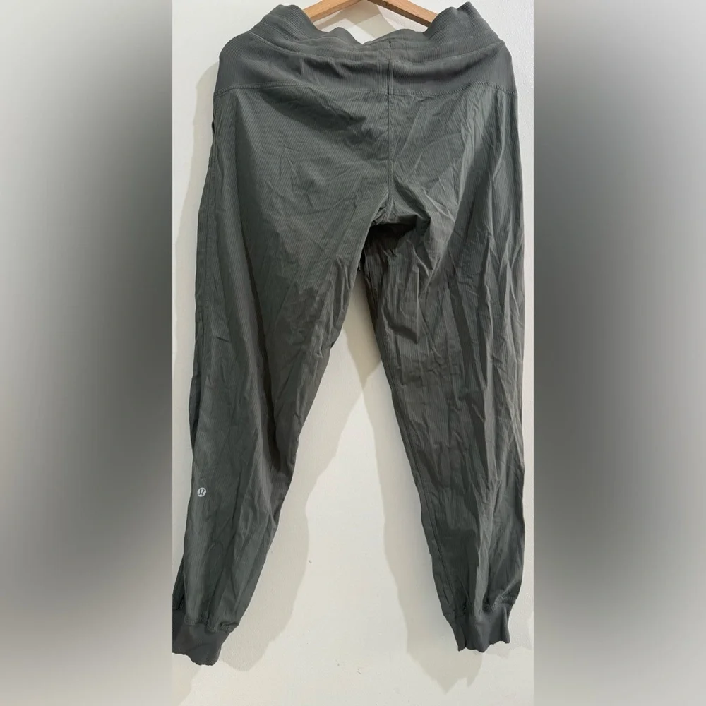 lululemon athletica Men's Charcoal Drawstring Joggers
